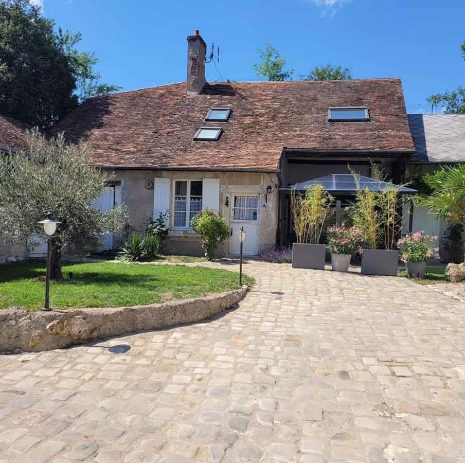 Gite De La Tour De Loire - 65 M2 Au Pied D'Une Tour De Gue Du 17Eme Siecle Мер Экстерьер фото