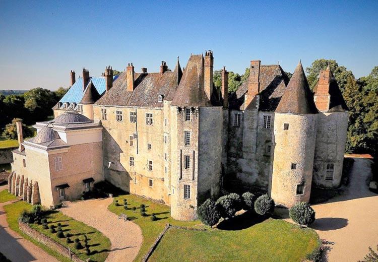 Gite De La Tour De Loire - 65 M2 Au Pied D'Une Tour De Gue Du 17Eme Siecle Мер Экстерьер фото