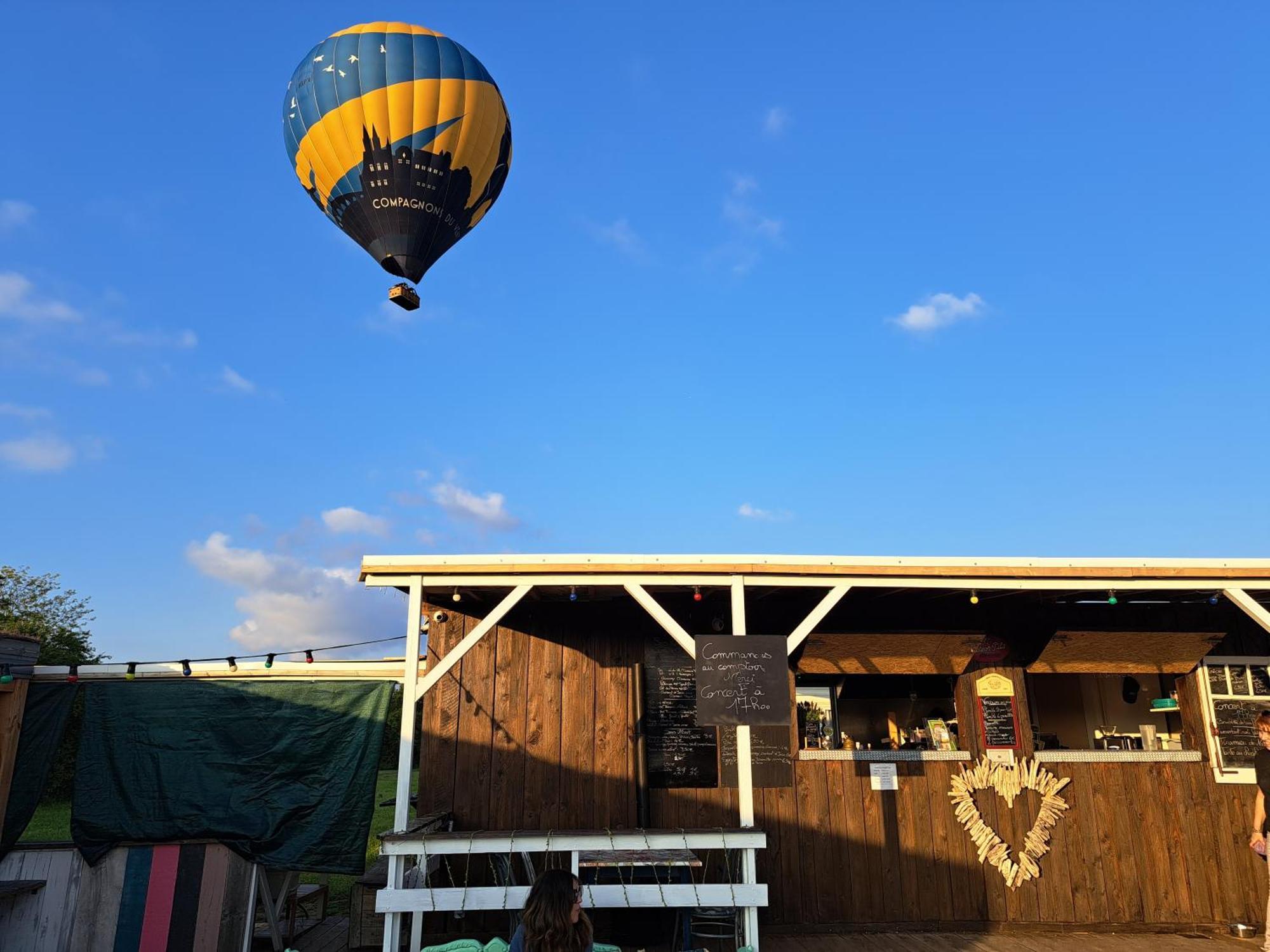 Gite De La Tour De Loire - 65 M2 Au Pied D'Une Tour De Gue Du 17Eme Siecle Мер Экстерьер фото