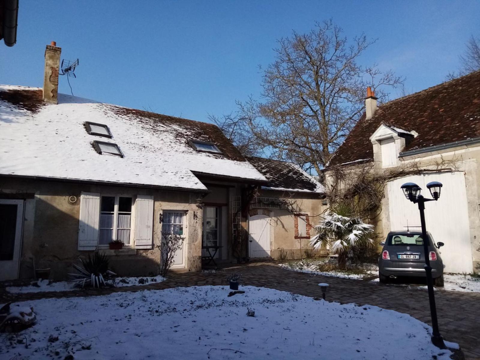 Gite De La Tour De Loire - 65 M2 Au Pied D'Une Tour De Gue Du 17Eme Siecle Мер Экстерьер фото